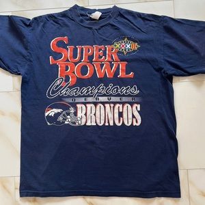 Vintage Super Bowl Broncos CXXII 1998 Tee Shirt